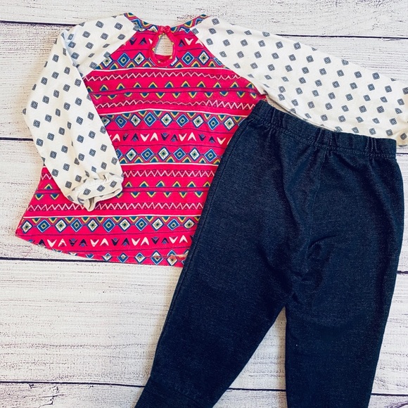 Pink and white geo top with jean colored leggings - Picture 4 of 4